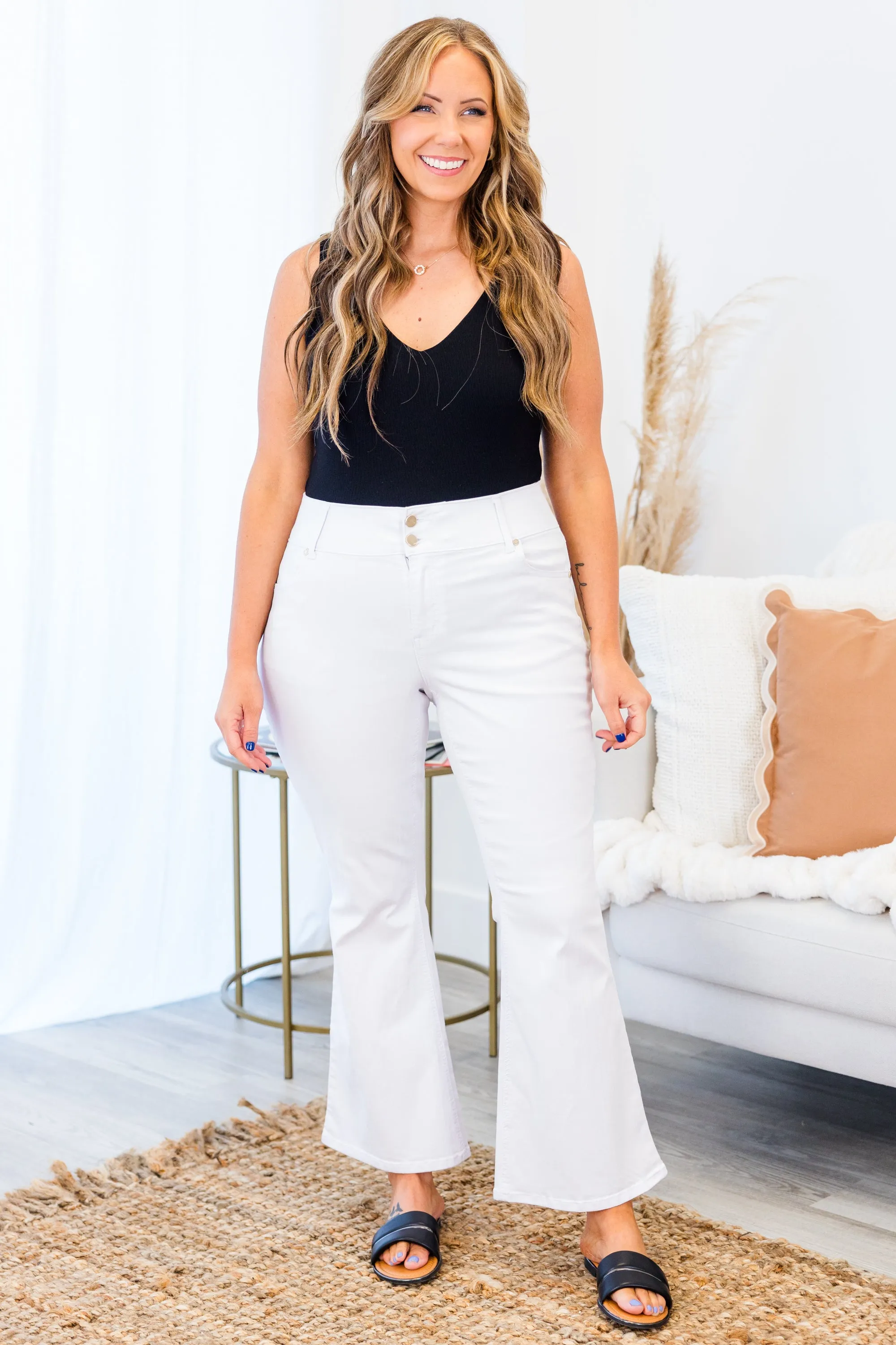 1822 Denim: Hidden Gem Flare Jeggings, White