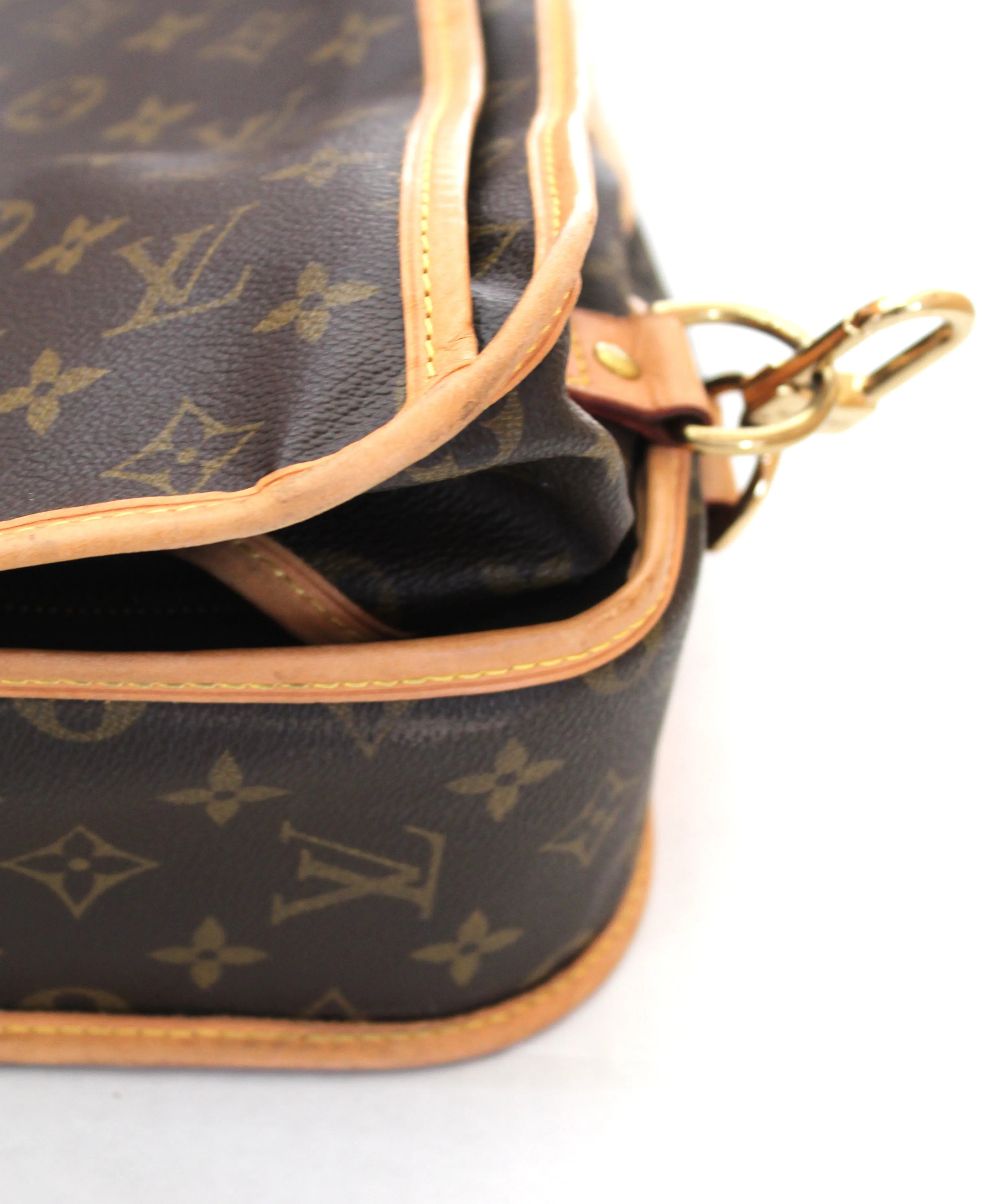 Authentic Louis Vuitton Garment Luggage Brown Monogram Canvas and Leather Weekend/Travel Bag