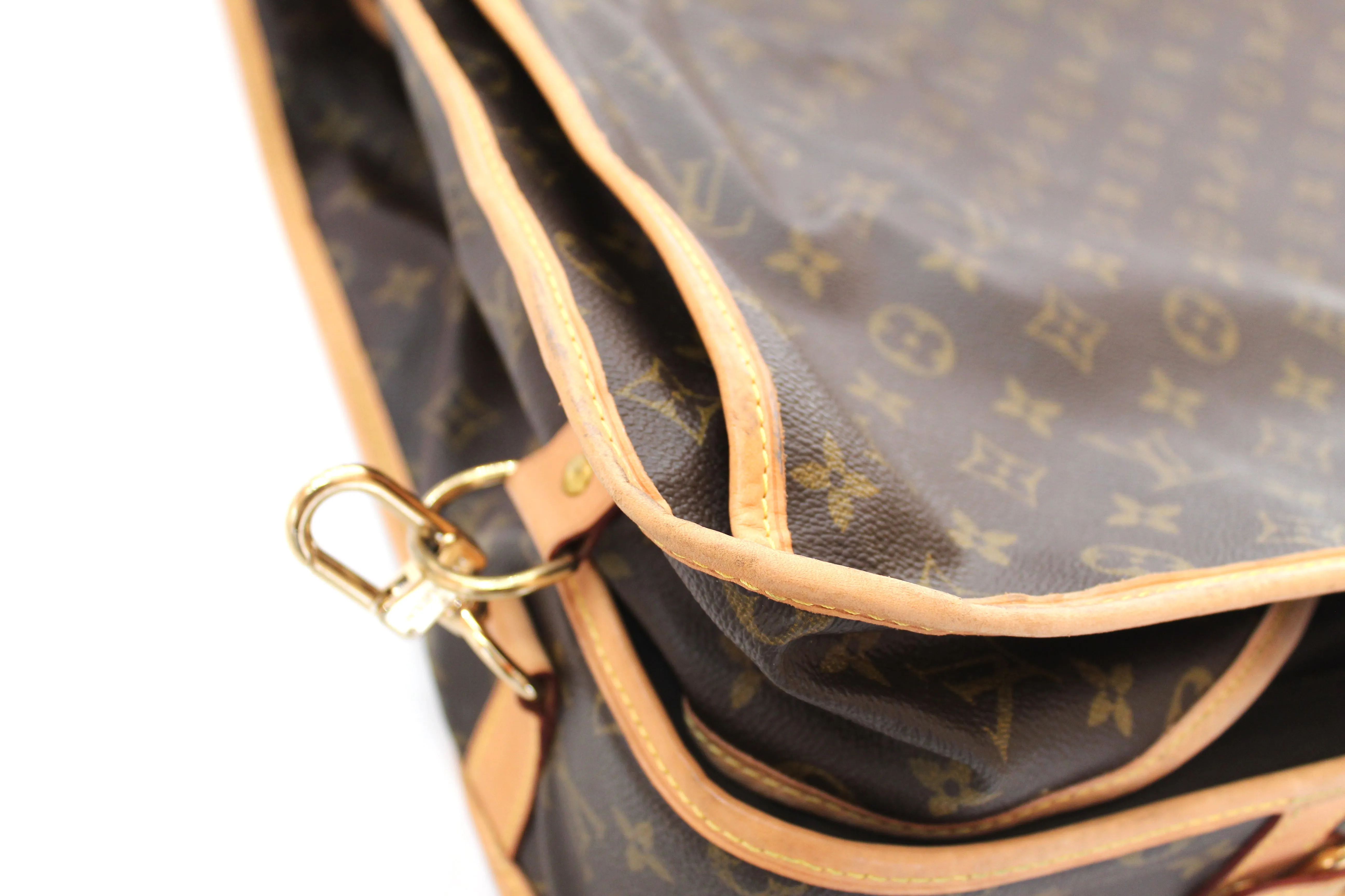 Authentic Louis Vuitton Garment Luggage Brown Monogram Canvas and Leather Weekend/Travel Bag