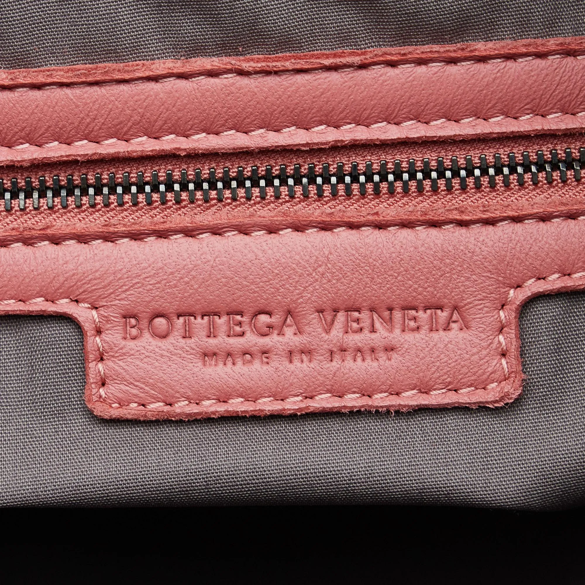 Bottega Veneta Intrecciato Shoulder Bag (SHG-sOAiHG)