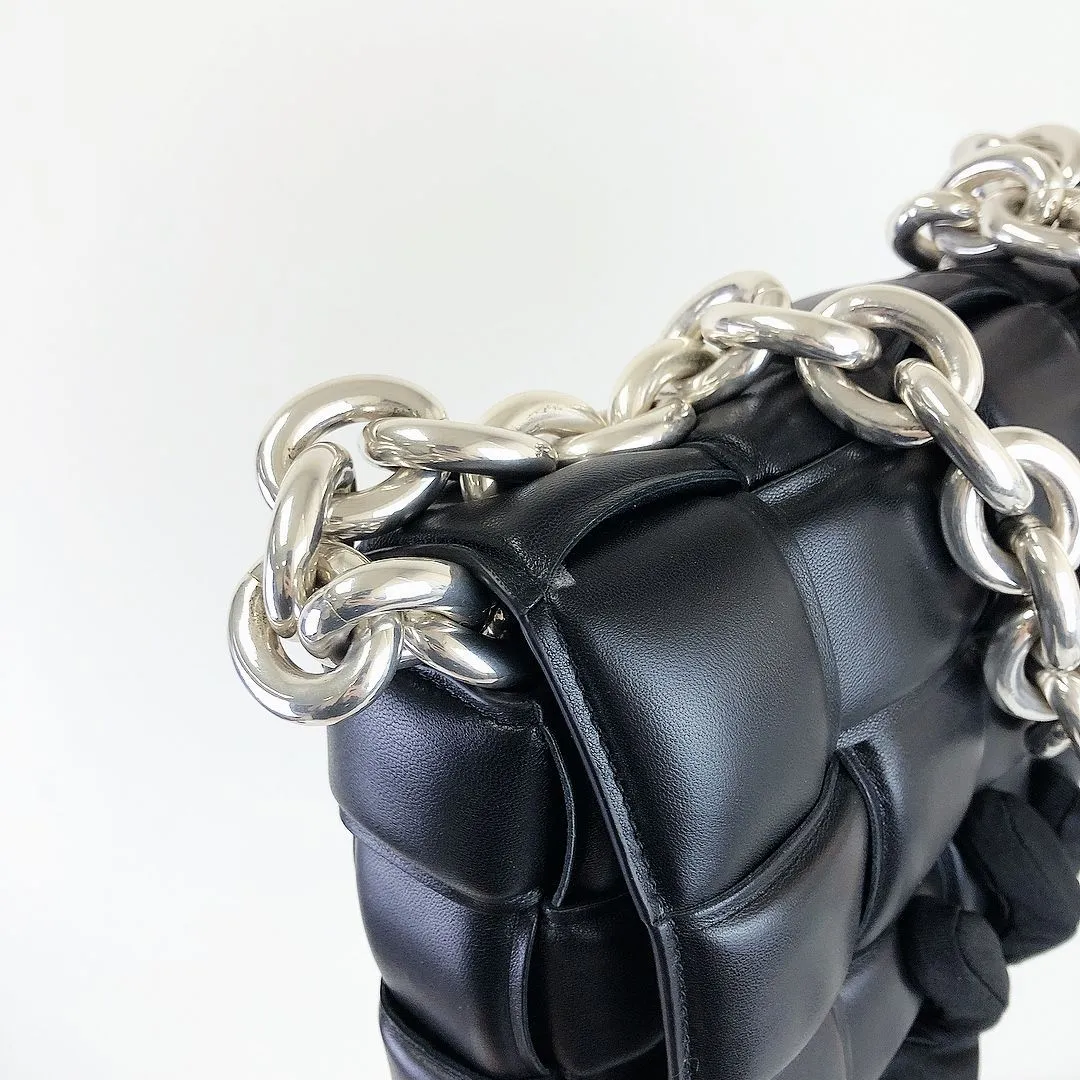 Chain Cassette Bag Leather Black SHW