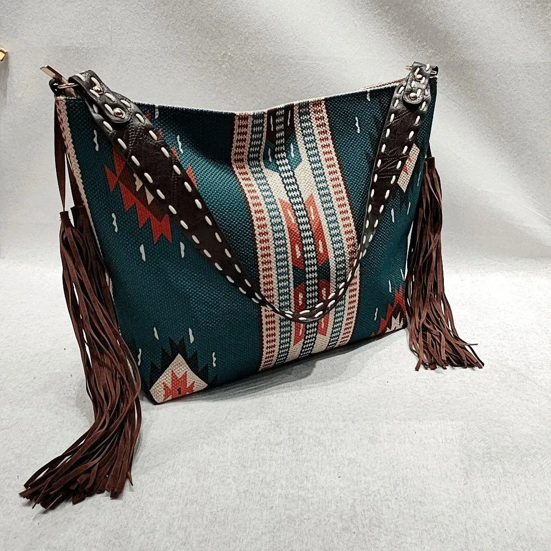 Fringe Shoulder Bag Retro Inspired Style