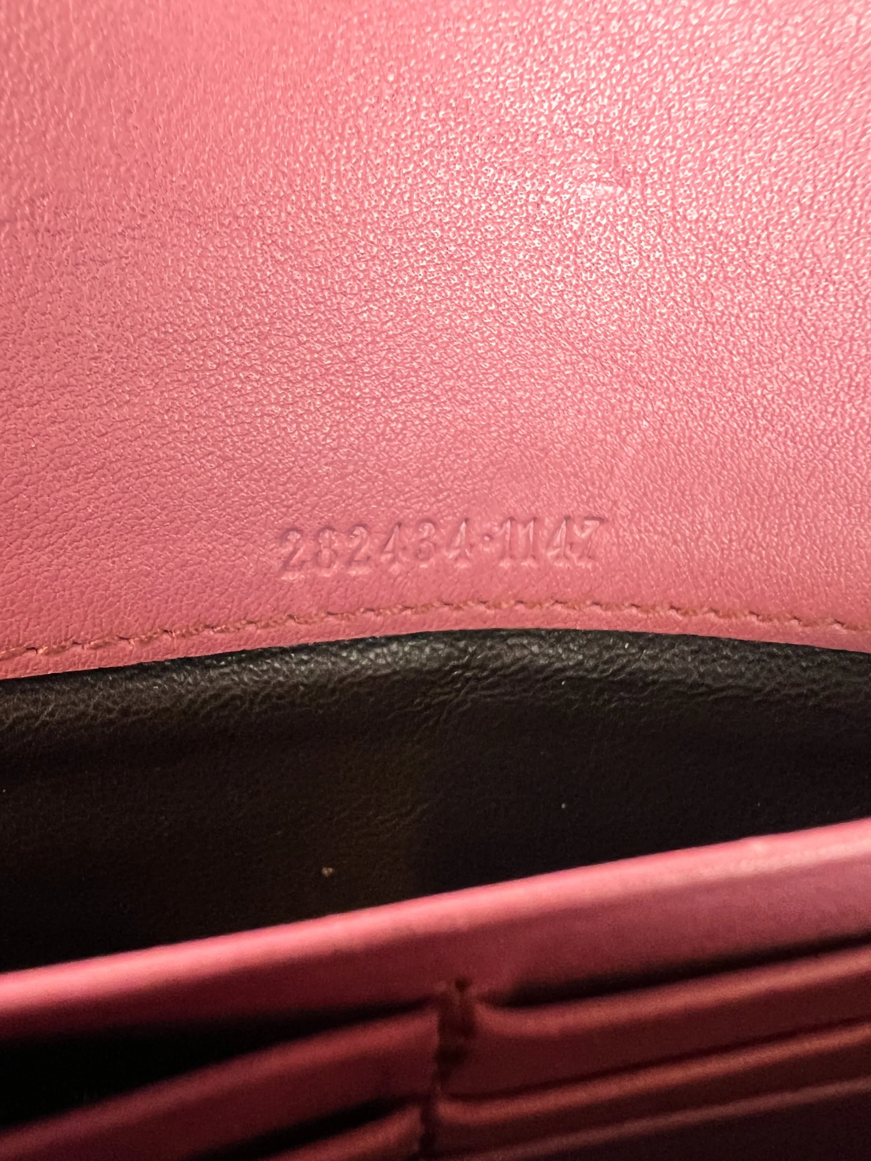 Gucci Microguccissima Sukey Continental Wallet Vintage Rose