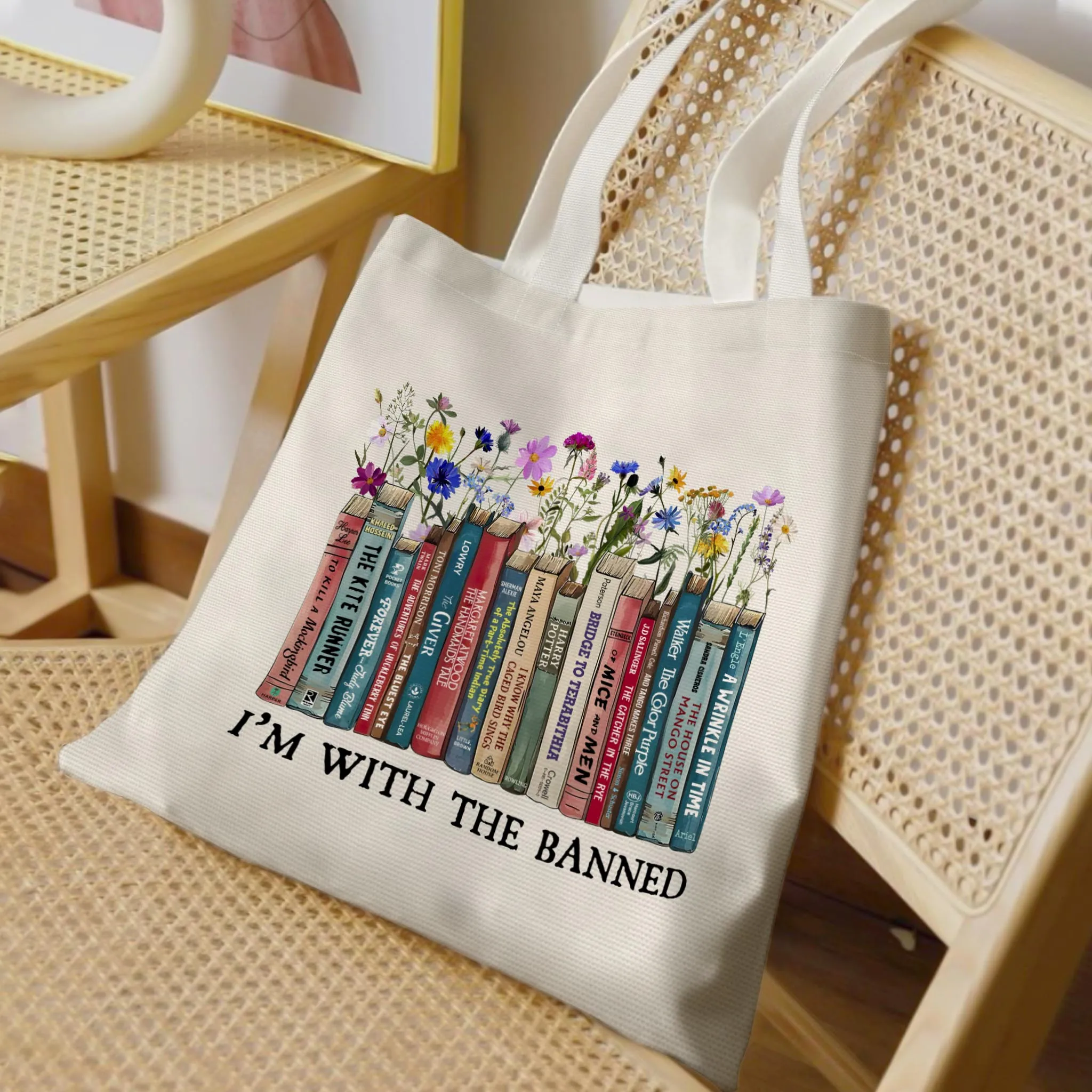 I'm With The Banned Book Lovers Gift TBW543