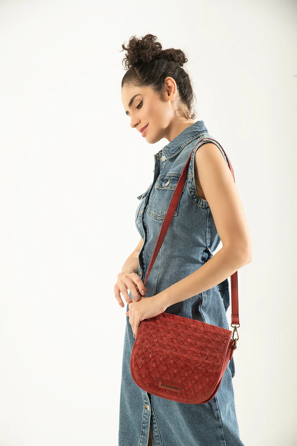 Nantes Cross Weave  Crossbody Bag