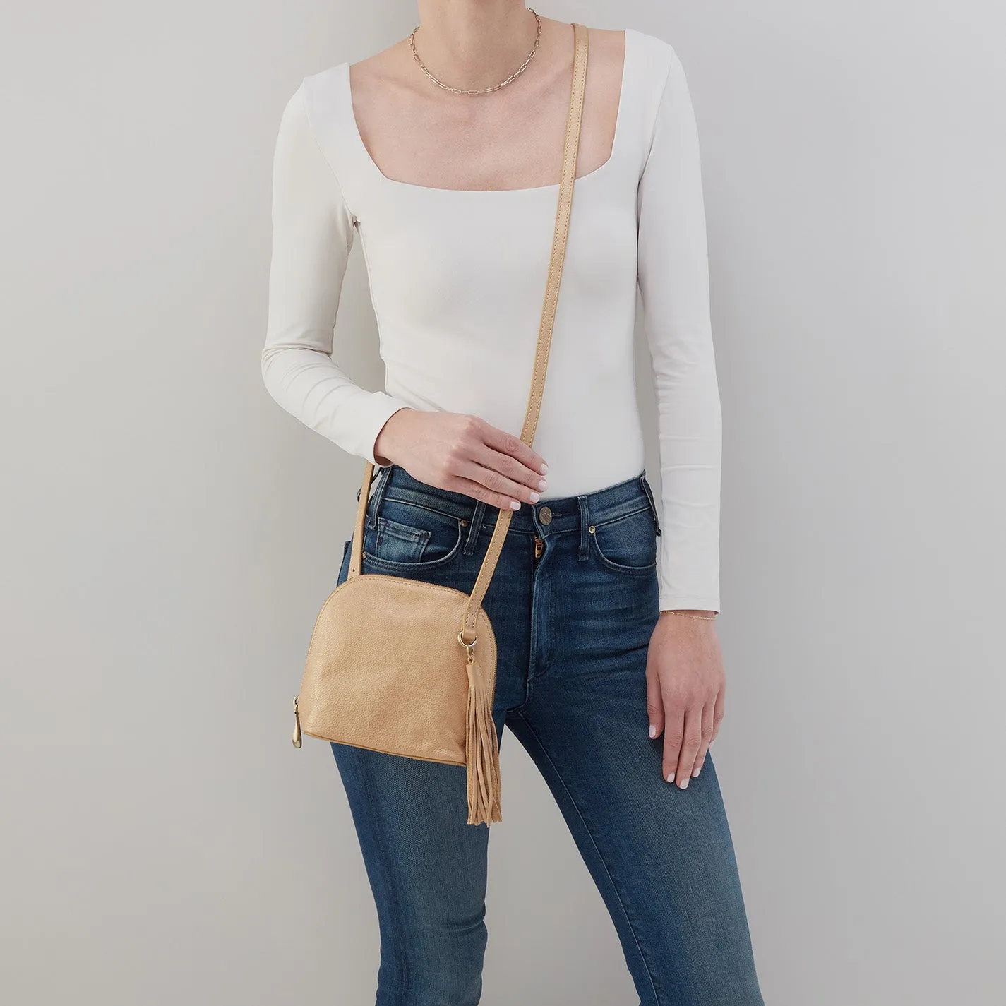 Nash Crossbody In Pebbled Metallic Leather - Dusty Gold