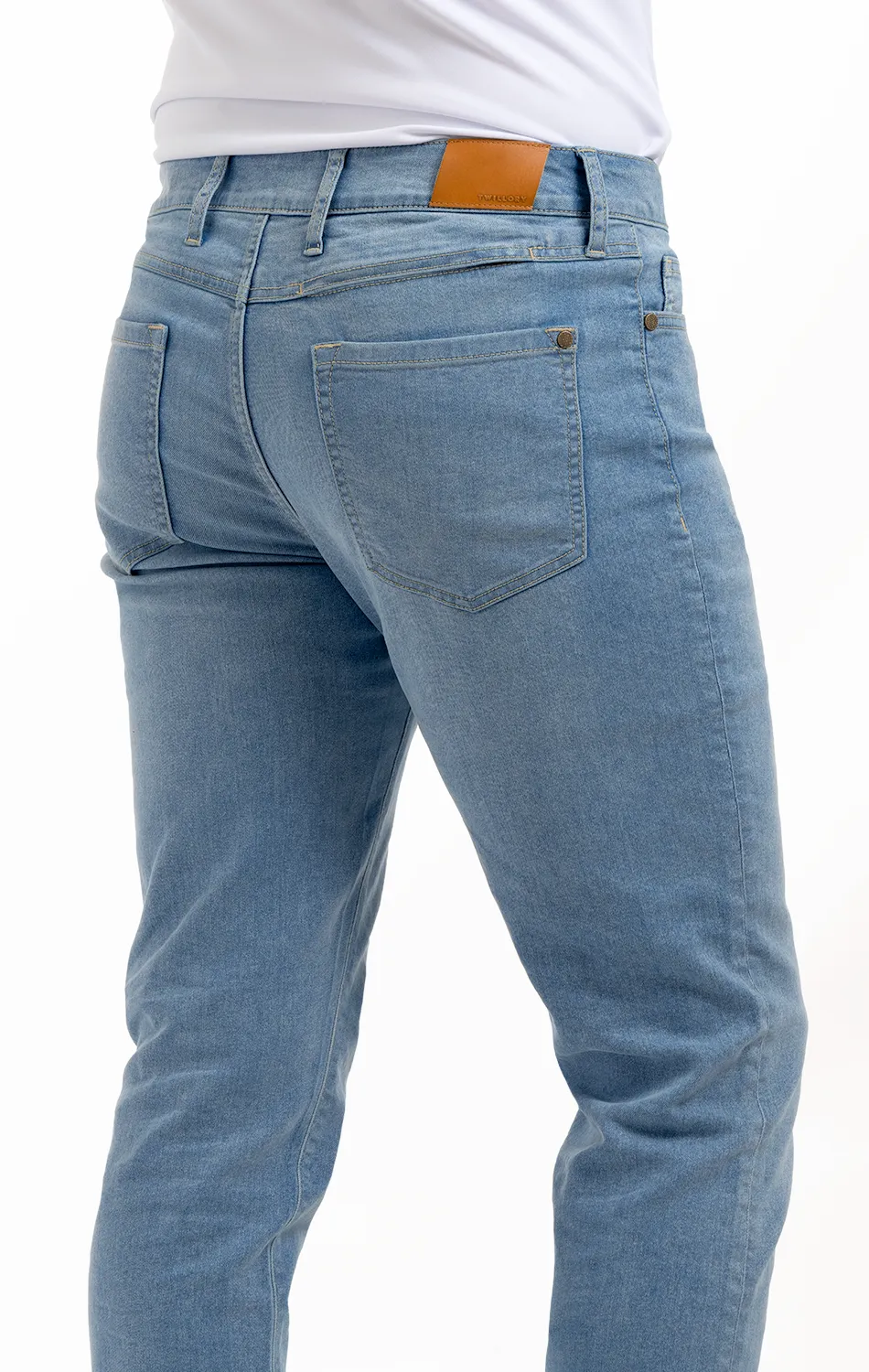 Performance Denim // LIGHT WASH BLUE