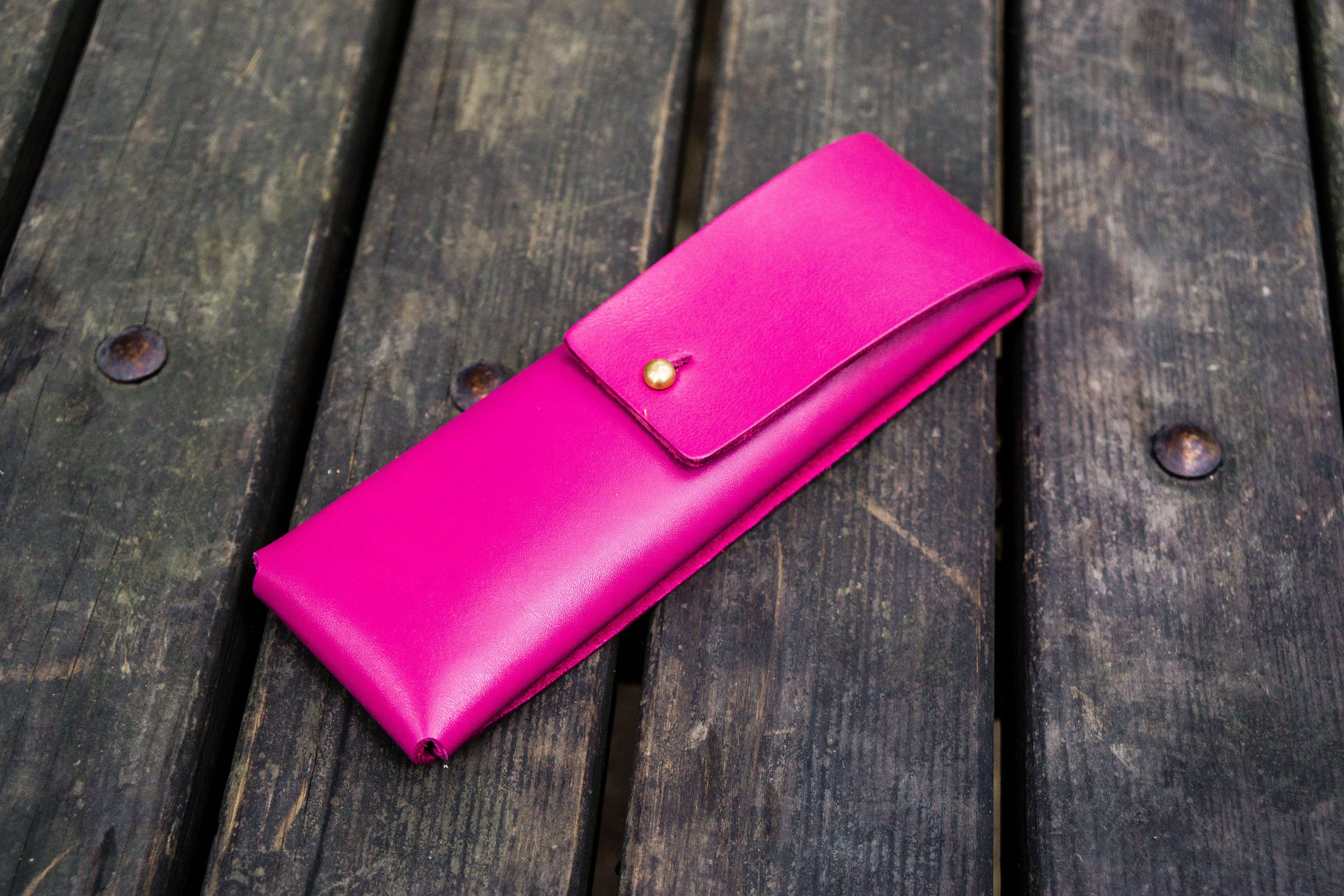 The Charcoal Leather Pencil Case for Blackwing Pencils - Pink